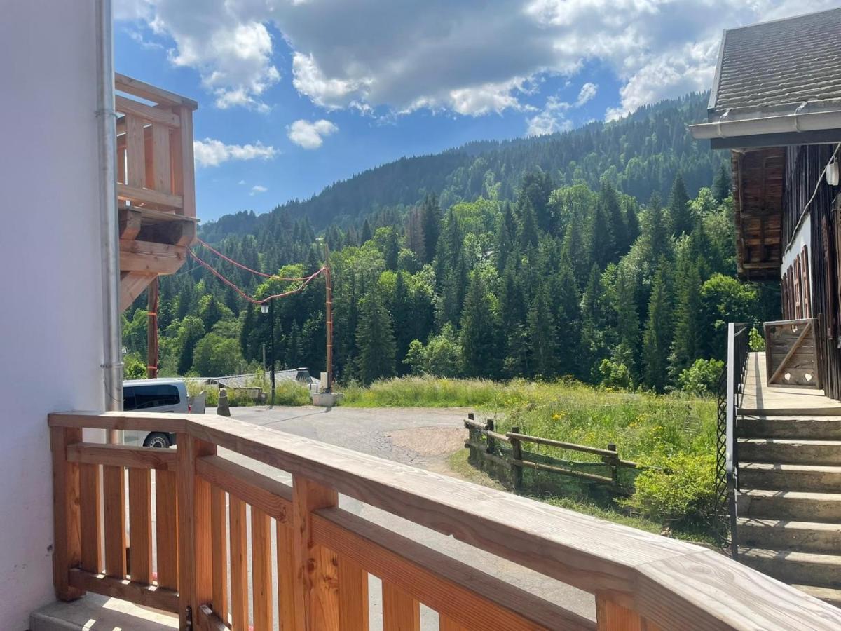 Le Petit Cham - Cosy And Stylist With Balcony View Lägenhet Morzine Exteriör bild